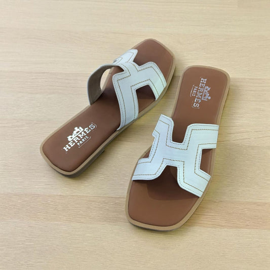 Elegant H-Design Flat Slippers for Women – Premium Comfort by Hermes Style